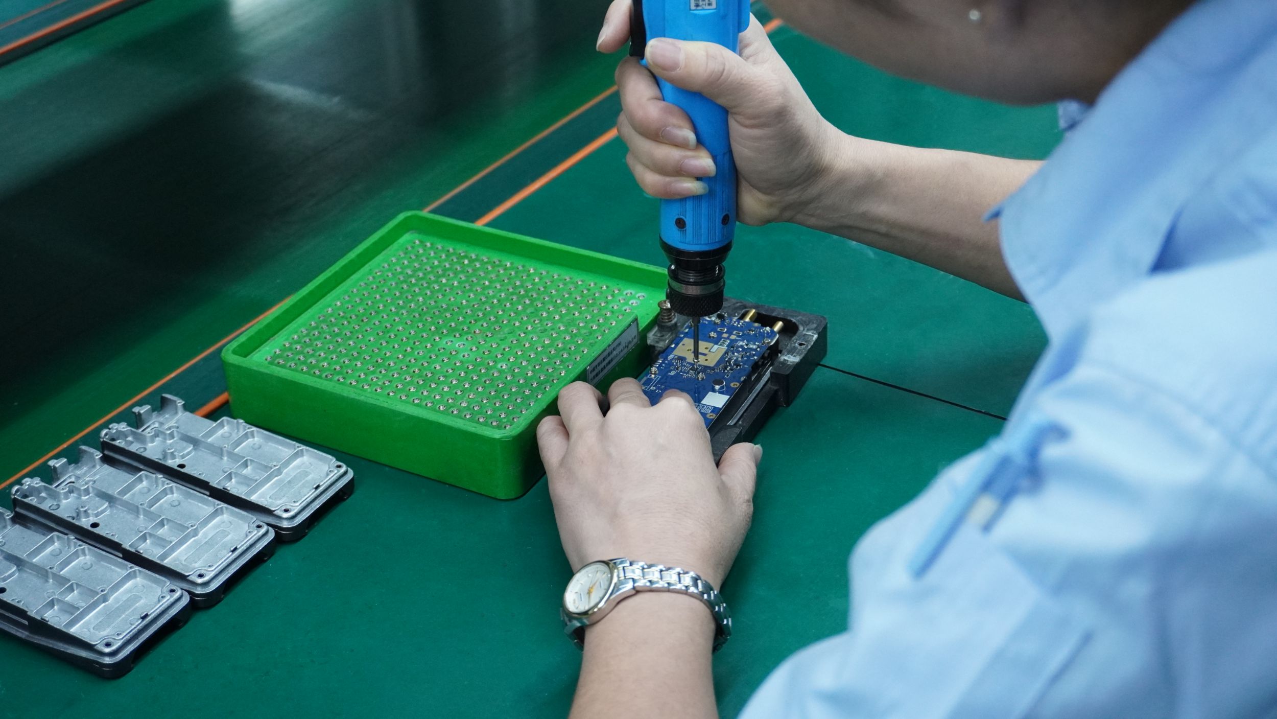 Top Dual Band Radios That Deliver Unmatched Performance and Range